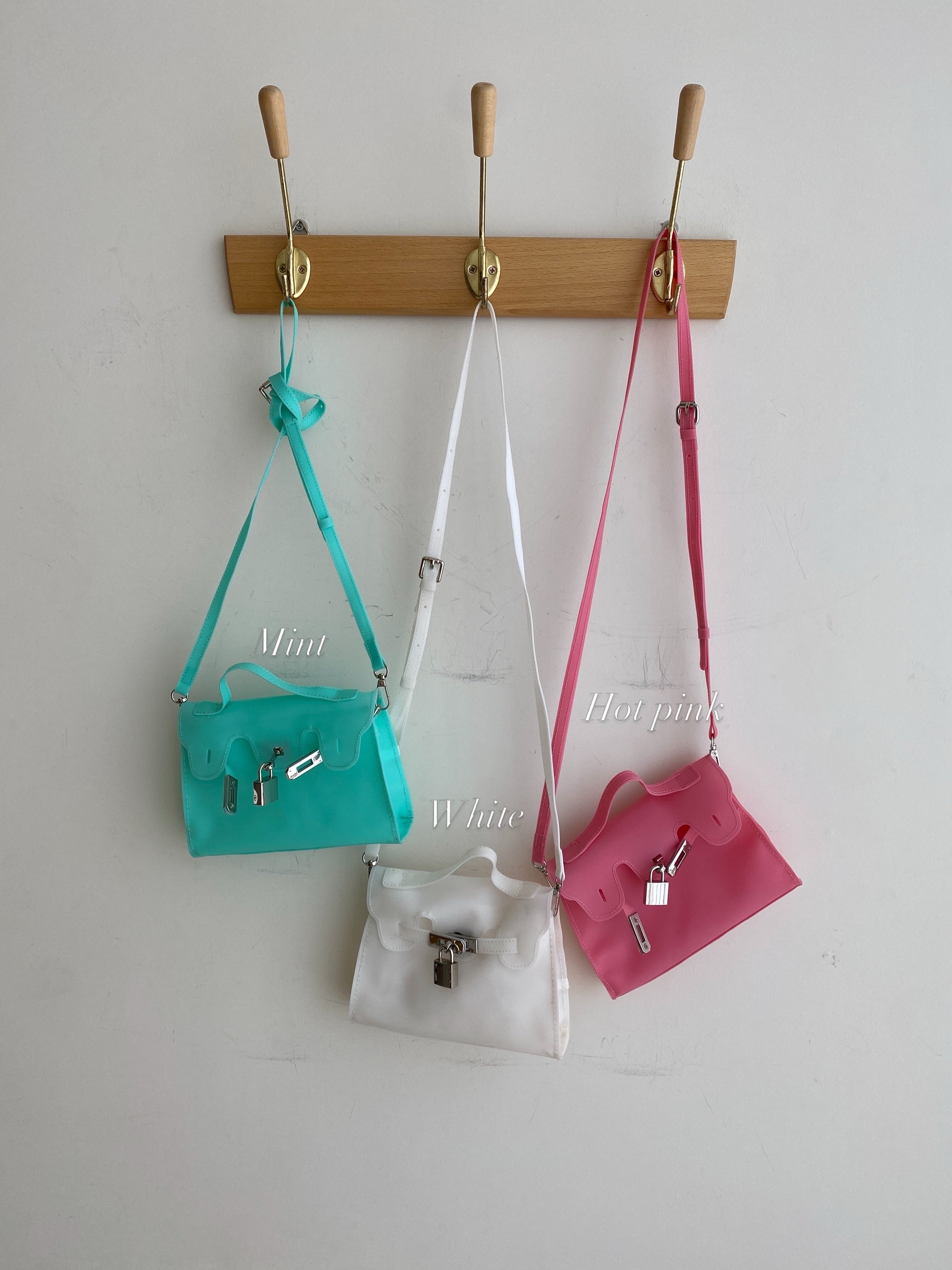 [OMJ] Jelly Mini Bag Y2K – Glossy Everyday Crossbody